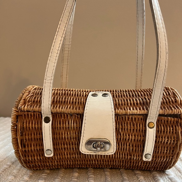 Kate Landry 100% Natural Straw Handbag - Picture 5 of 8